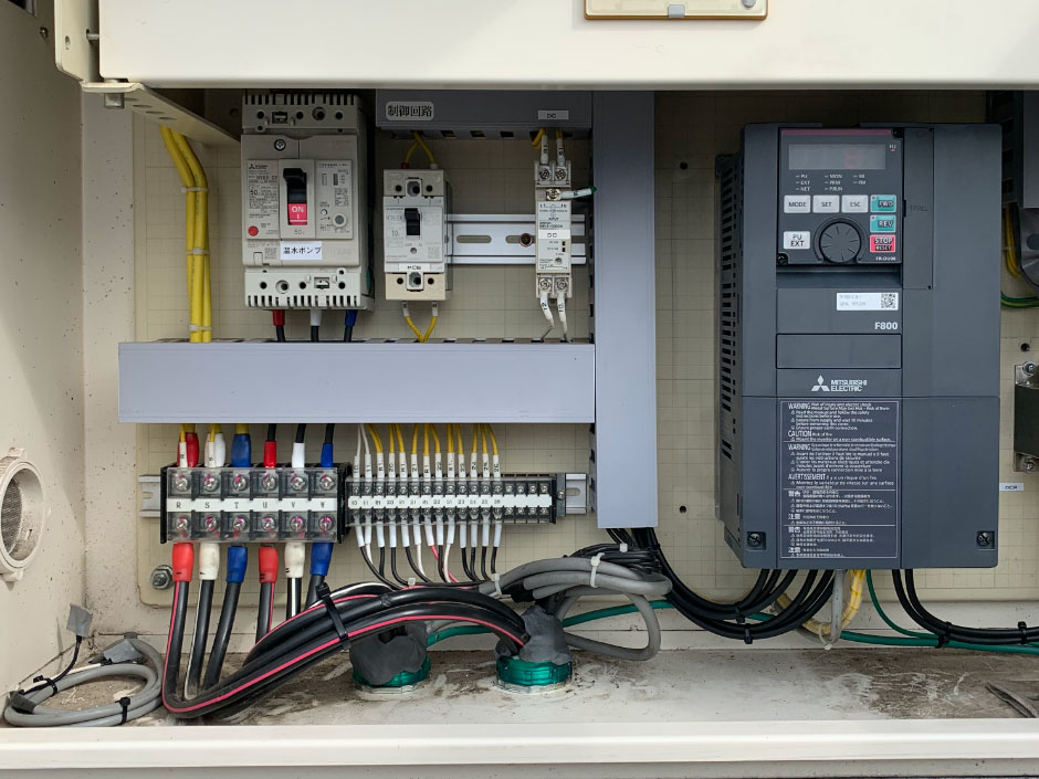 インバーター更新、盤改造